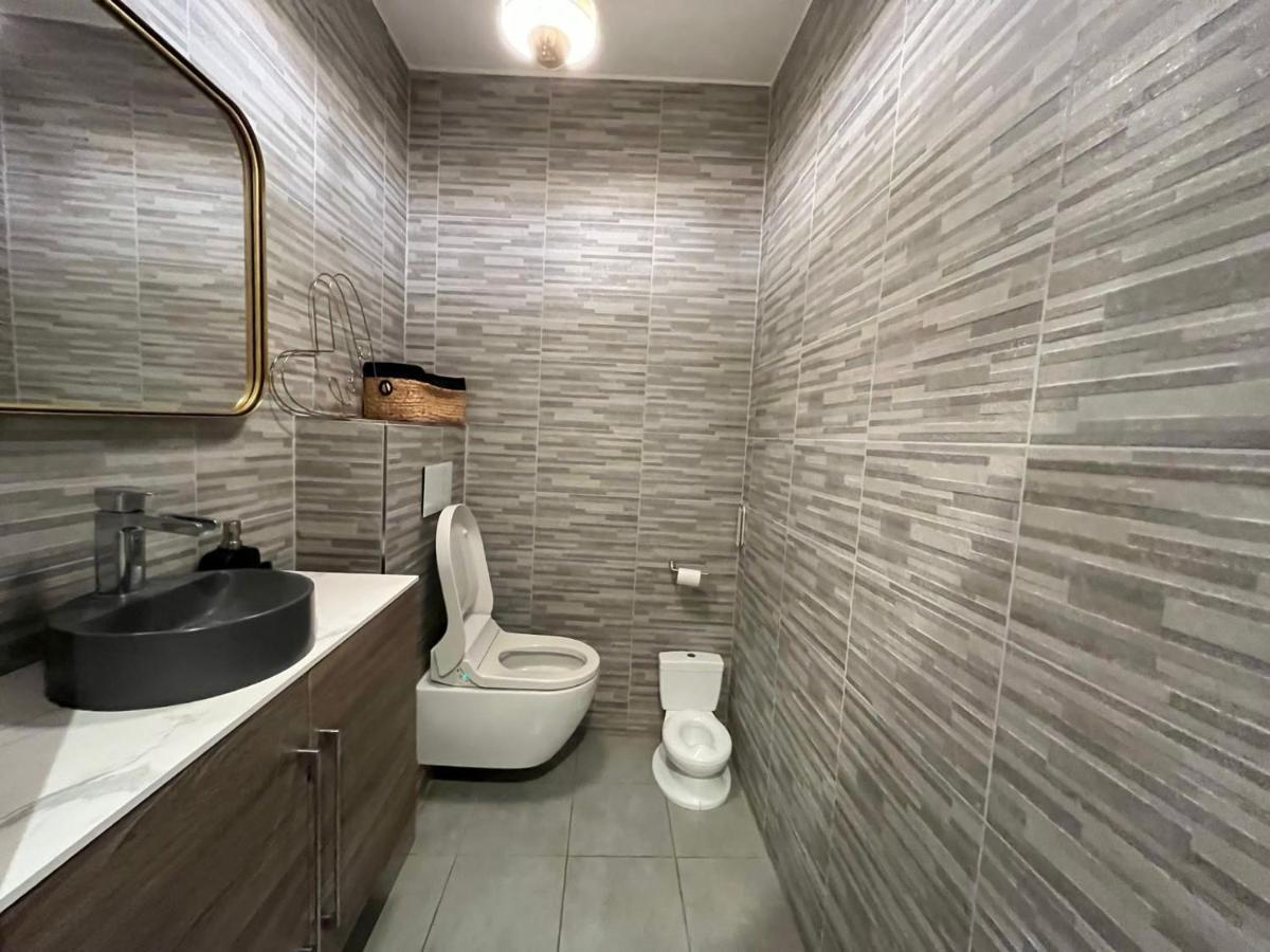 Appartement Luxueux Climatise Avec Terrasse, 6 Couchages - 17Eme Arrondissement De Paris Клиши Екстериор снимка