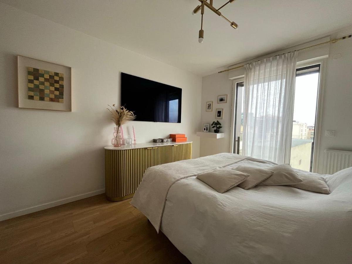 Appartement Luxueux Climatise Avec Terrasse, 6 Couchages - 17Eme Arrondissement De Paris Клиши Екстериор снимка
