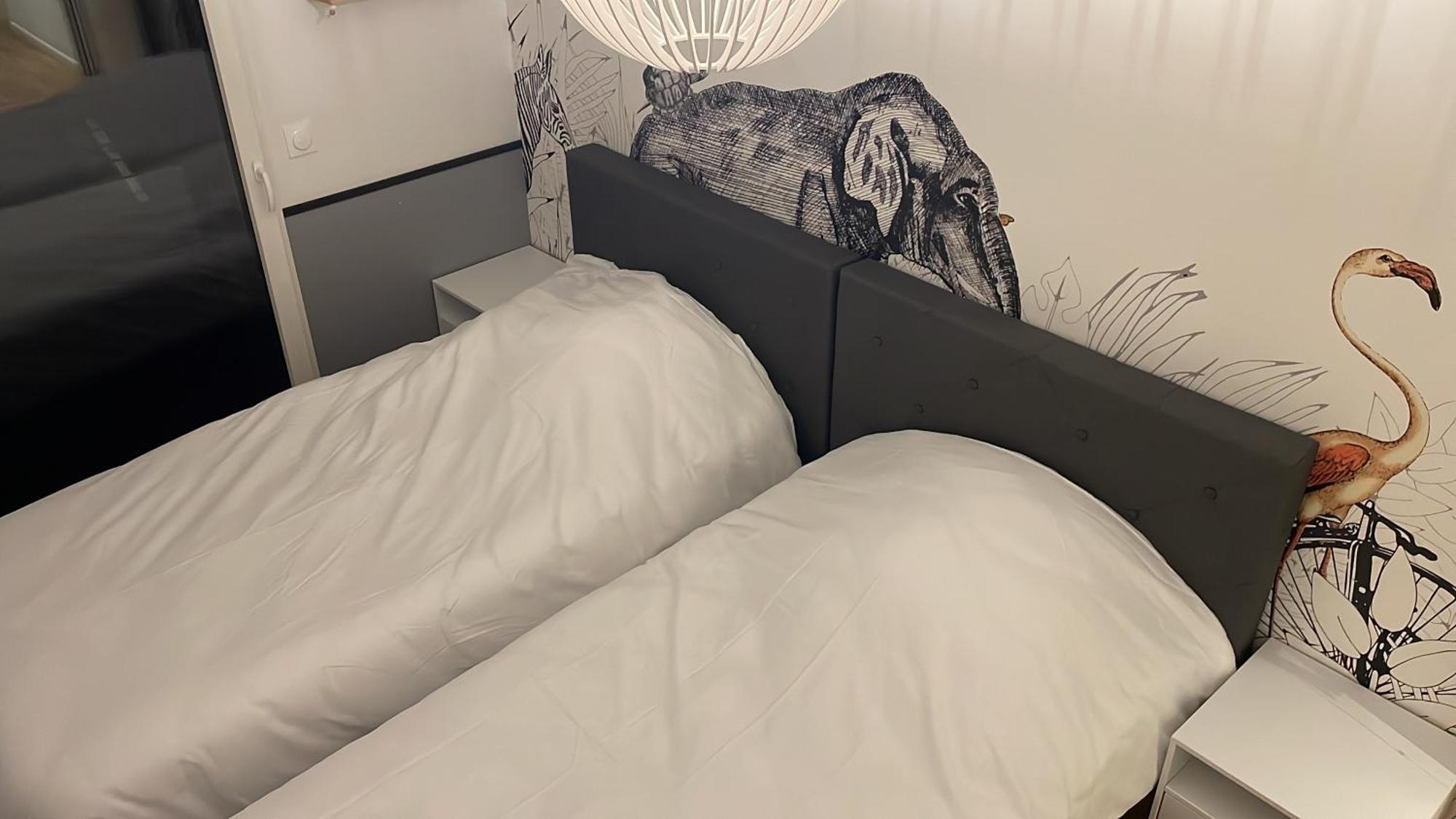 Appartement Luxueux Climatise Avec Terrasse, 6 Couchages - 17Eme Arrondissement De Paris Клиши Екстериор снимка